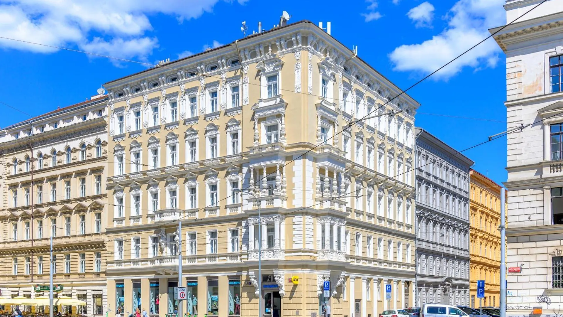 Апарт-отель Royal Prague City Apartments