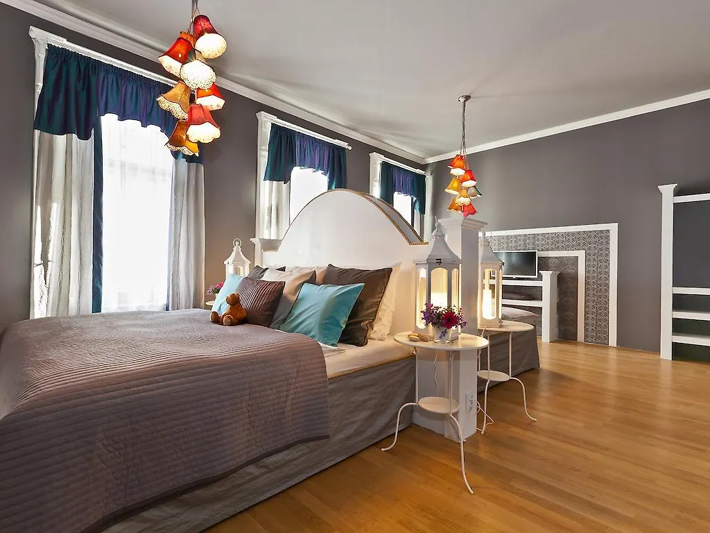 Апарт-отель Royal Prague City Apartments